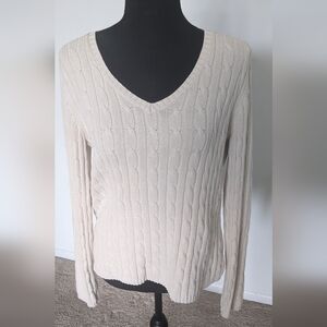 St. John's Bay Classic Cable Cream V-Neck Long Sleeve Sweater, size S